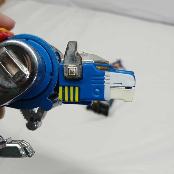 Set of two Die Cast Voltron Figures (Incomplete missing parts) - Picture 12 of 16